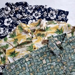Lot of 3 Go Barefoot Men 2XL Short Sleeve Hawaiian Shirt Tropical Print‎ Button